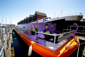 The Joker Boat, Liverpool